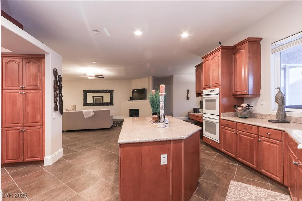 809 Lake Hill, Boulder City, NV 89005