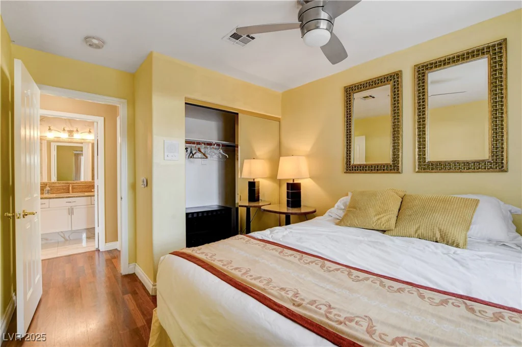 8988 Dusseldorf, Las Vegas, NV 89147
