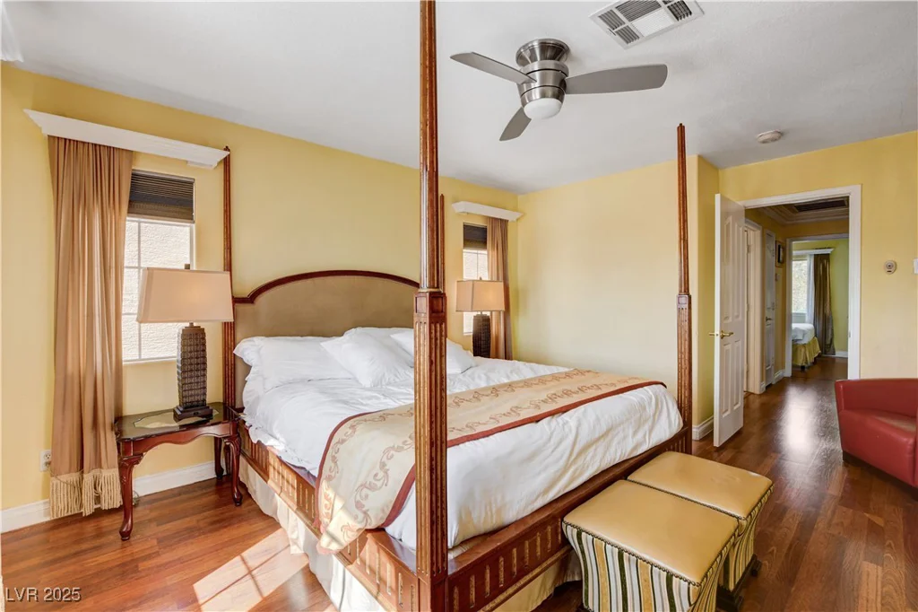 8988 Dusseldorf, Las Vegas, NV 89147