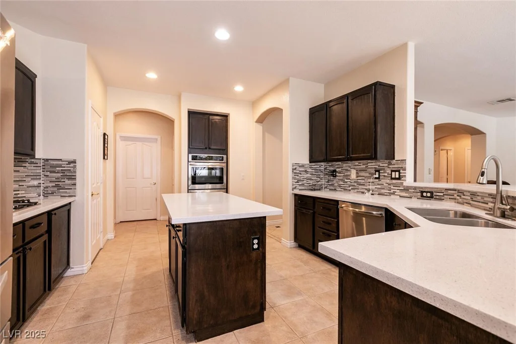 1313 Gallery Oaks, Las Vegas, NV 89123