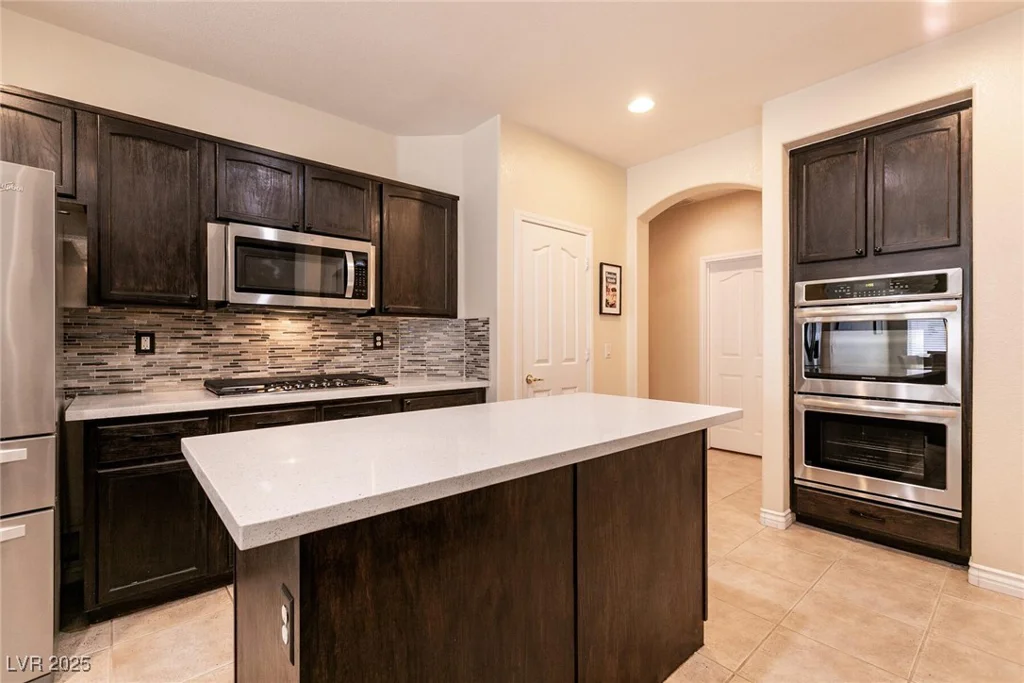 1313 Gallery Oaks, Las Vegas, NV 89123