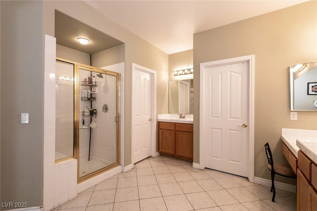 1313 Gallery Oaks, Las Vegas, NV 89123