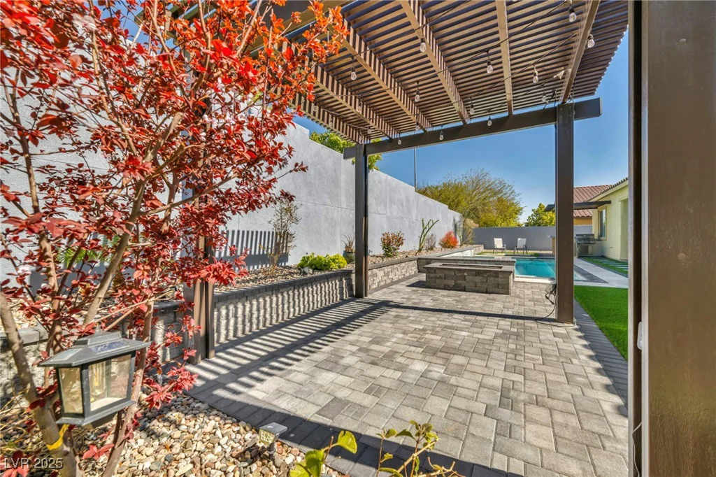 10062 Mountain Foothills, Las Vegas, NV 89149