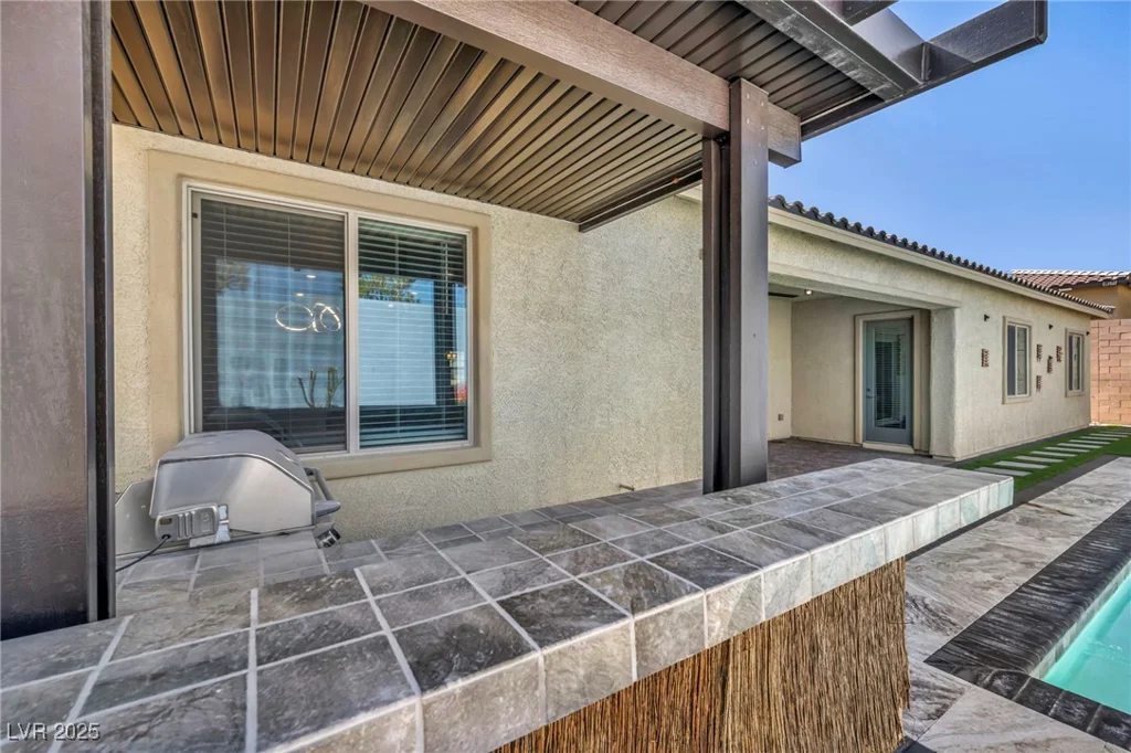10062 Mountain Foothills, Las Vegas, NV 89149