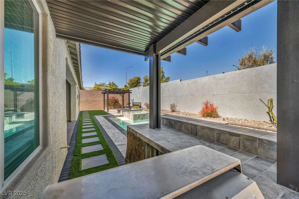 10062 Mountain Foothills, Las Vegas, NV 89149