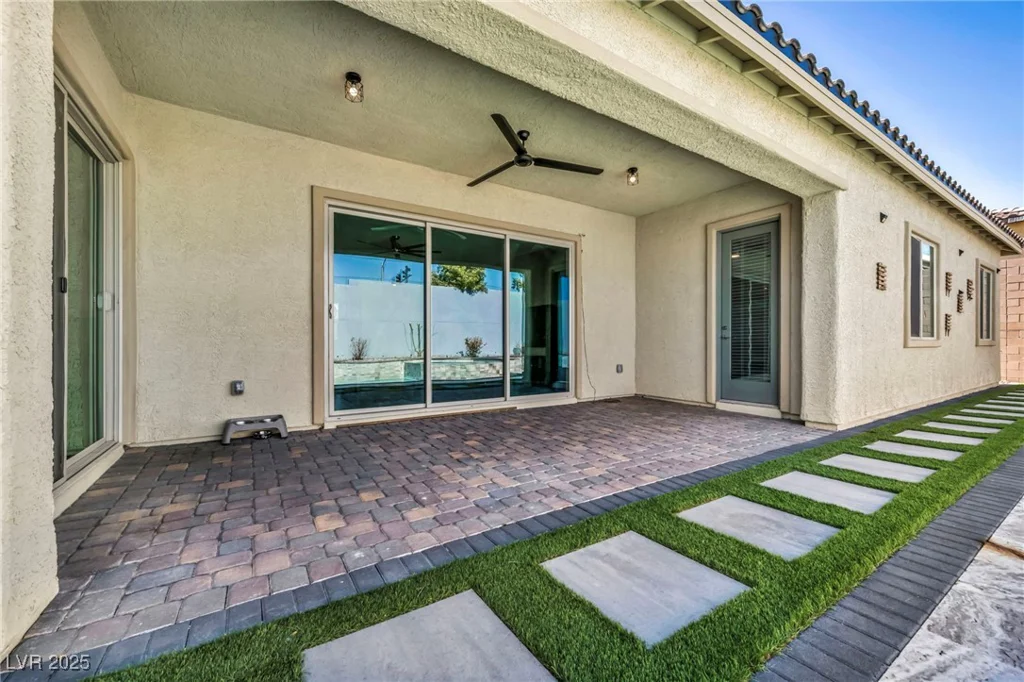 10062 Mountain Foothills, Las Vegas, NV 89149