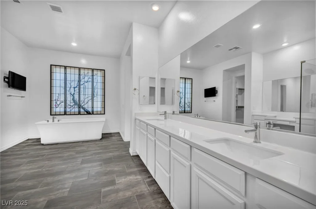 10062 Mountain Foothills, Las Vegas, NV 89149