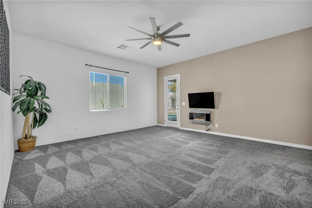 10062 Mountain Foothills, Las Vegas, NV 89149
