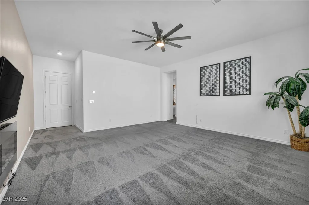 10062 Mountain Foothills, Las Vegas, NV 89149
