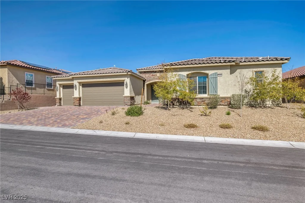 10062 Mountain Foothills, Las Vegas, NV 89149