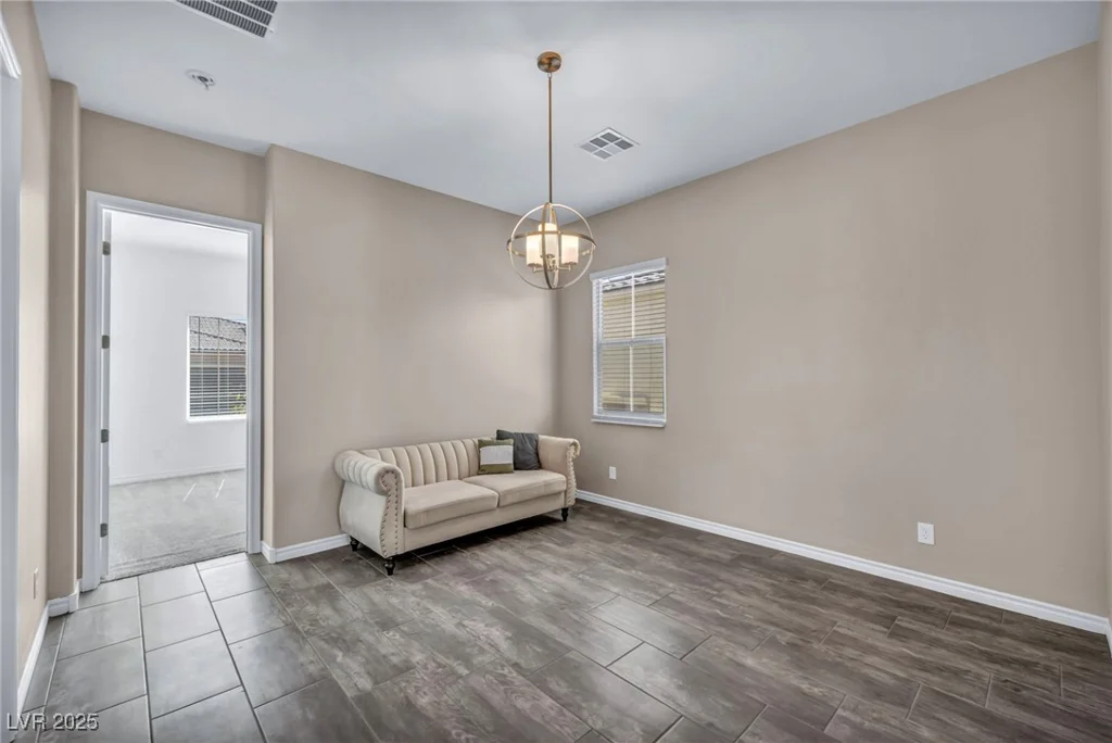 10062 Mountain Foothills, Las Vegas, NV 89149