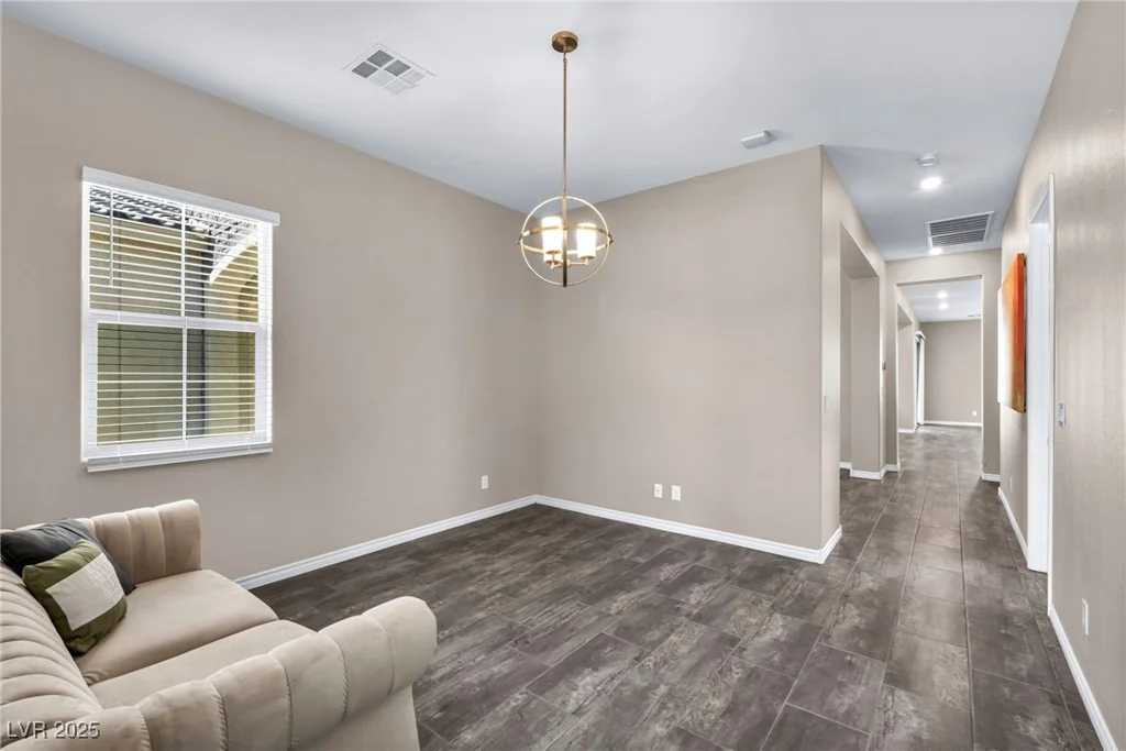 10062 Mountain Foothills, Las Vegas, NV 89149