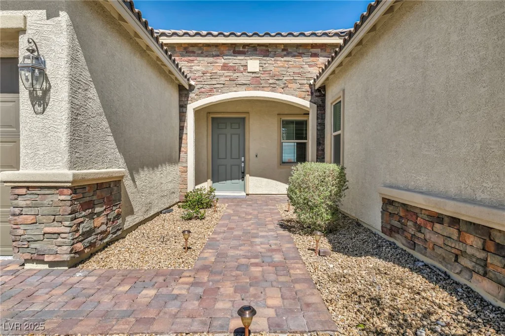10062 Mountain Foothills, Las Vegas, NV 89149