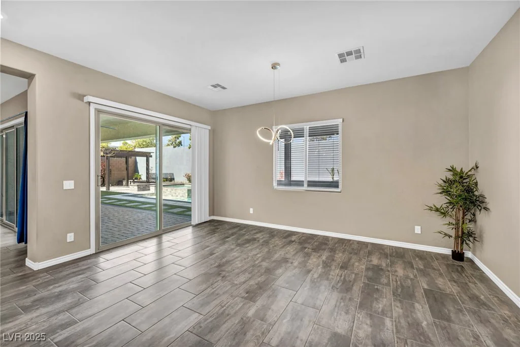 10062 Mountain Foothills, Las Vegas, NV 89149
