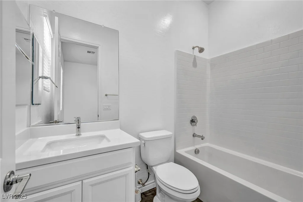 10062 Mountain Foothills, Las Vegas, NV 89149