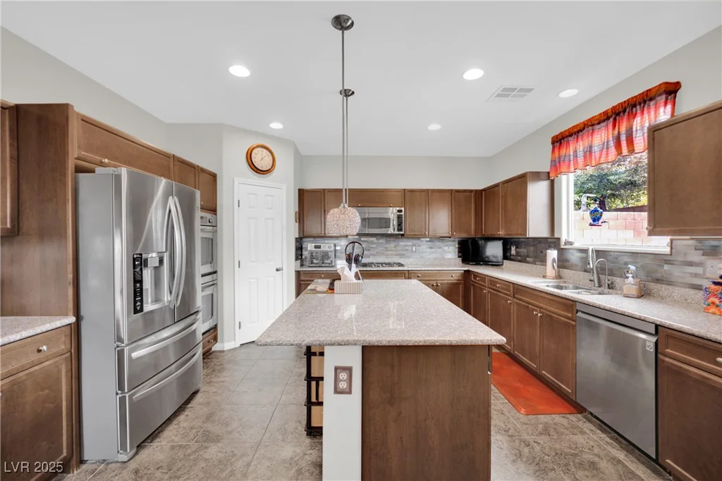 10368 Pima Crossing, Las Vegas, NV 89166