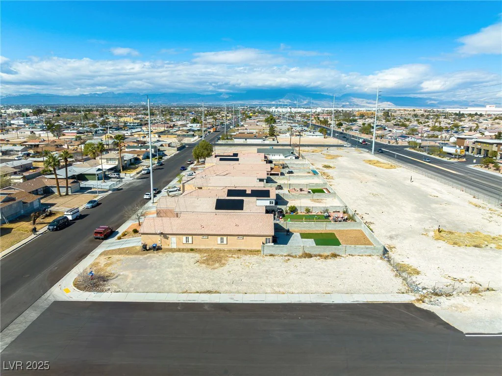 664 Miller, North Las Vegas, NV 89030