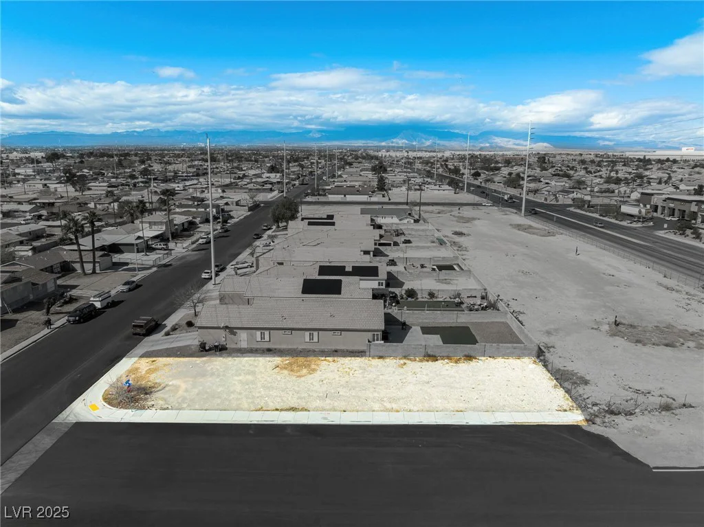 664 Miller, North Las Vegas, NV 89030