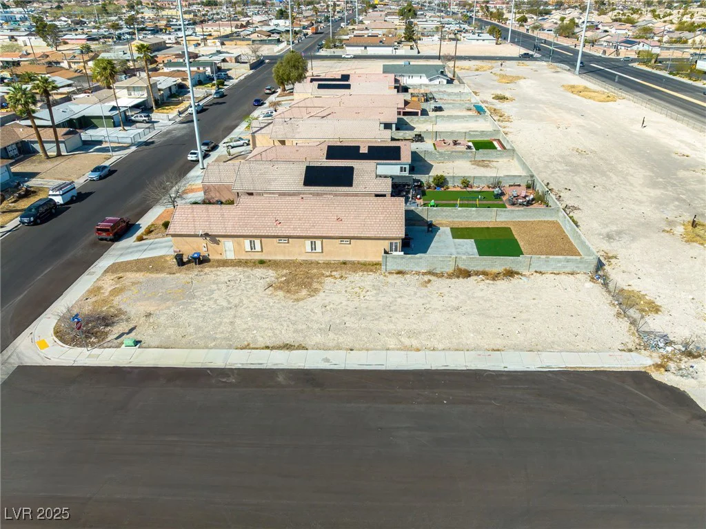 664 Miller, North Las Vegas, NV 89030