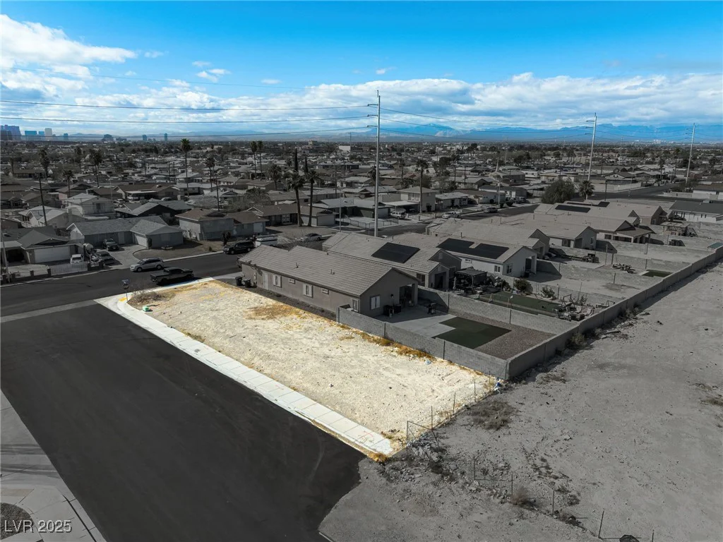 664 Miller, North Las Vegas, NV 89030