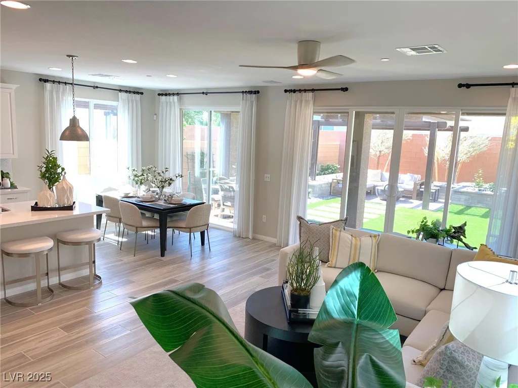 6507 Dove Point, Las Vegas, NV 89130