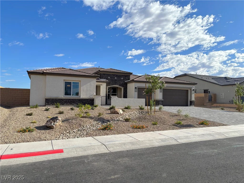 5455 Meranto, Las Vegas, NV 89139