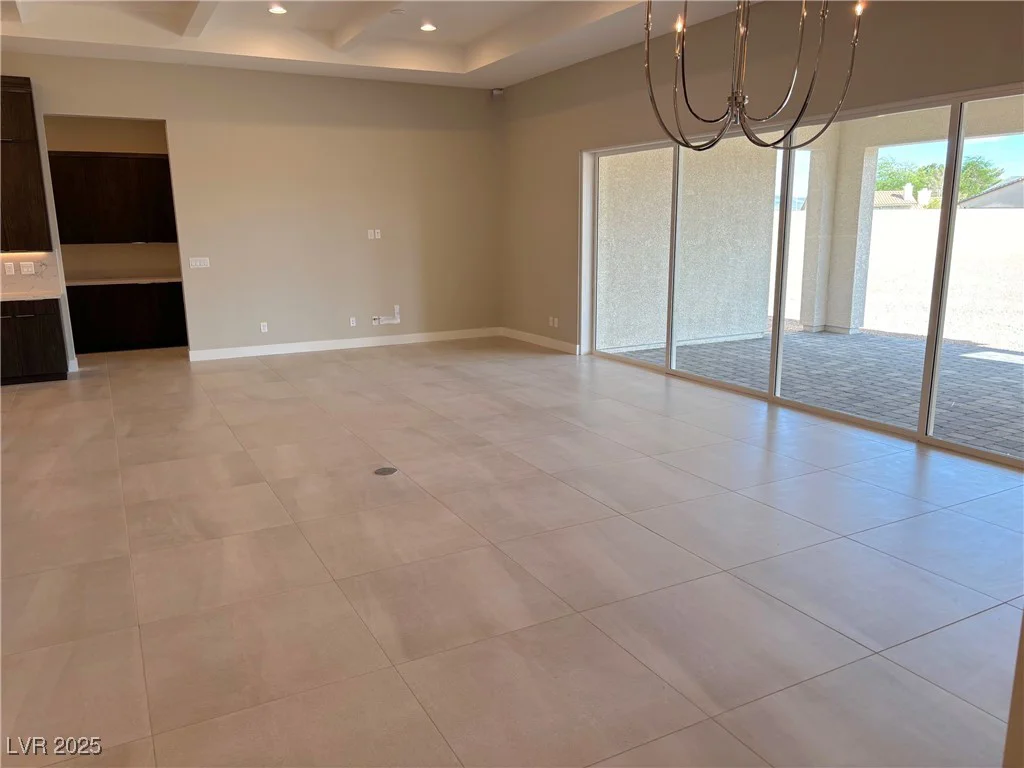 5455 Meranto, Las Vegas, NV 89139