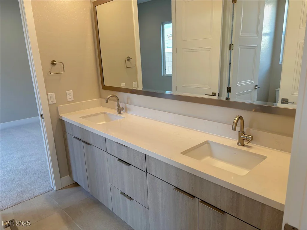 5455 Meranto, Las Vegas, NV 89139