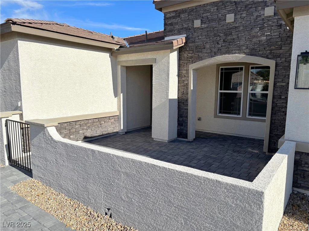 5455 Meranto, Las Vegas, NV 89139