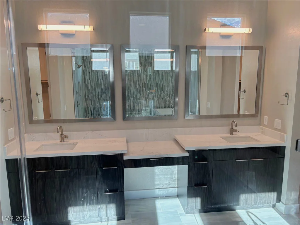 5455 Meranto, Las Vegas, NV 89139