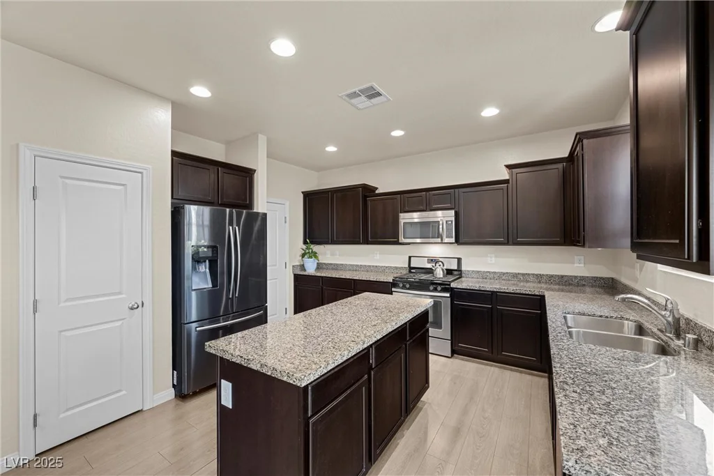 168 Springhouse, Las Vegas, NV 89148