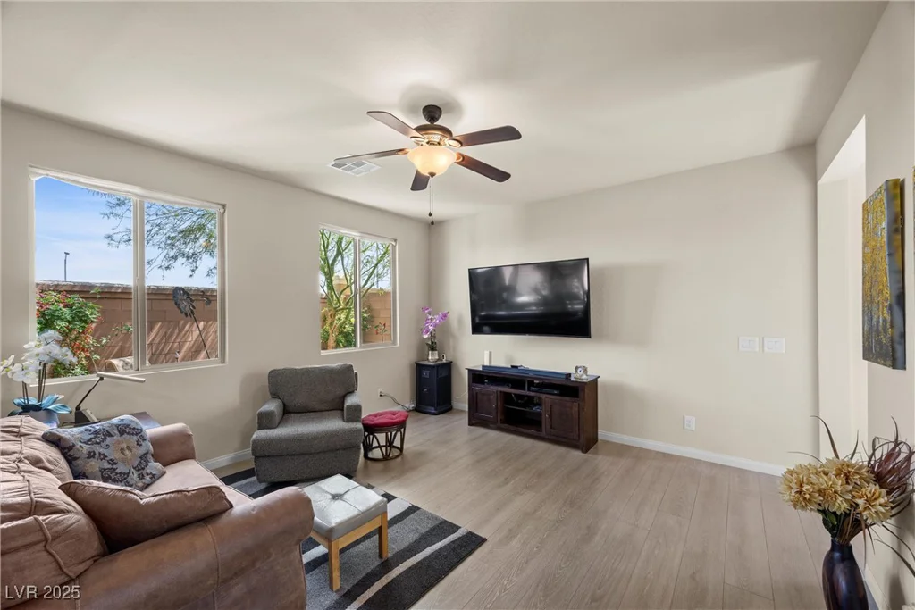 168 Springhouse, Las Vegas, NV 89148
