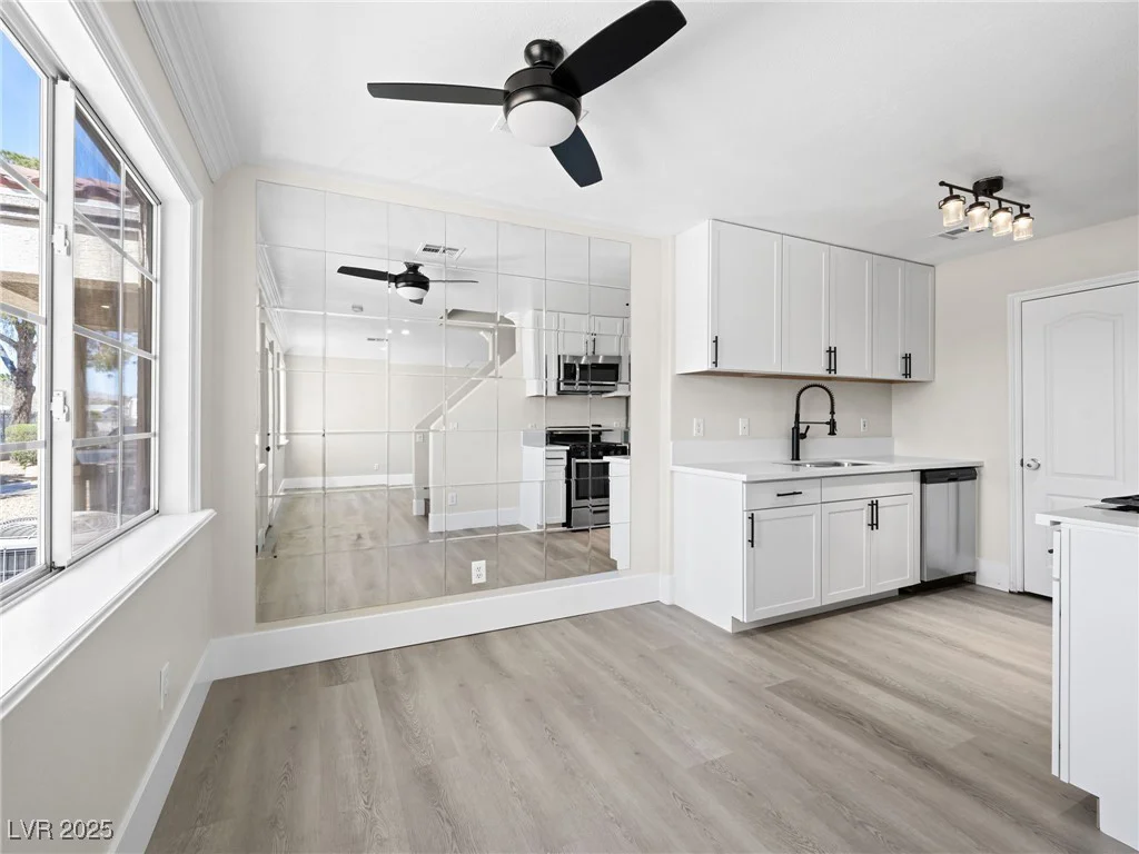 5330 Charleston, Las Vegas, NV 89142