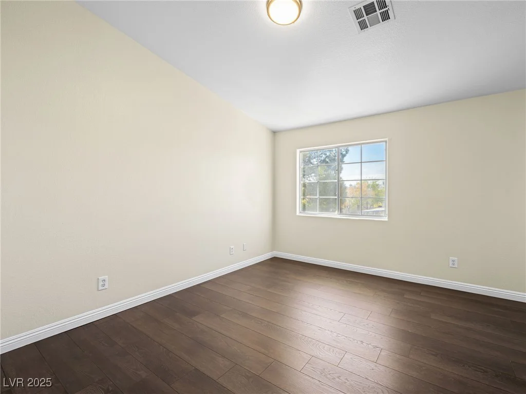 5330 Charleston, Las Vegas, NV 89142