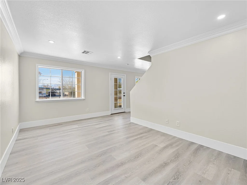 5330 Charleston, Las Vegas, NV 89142