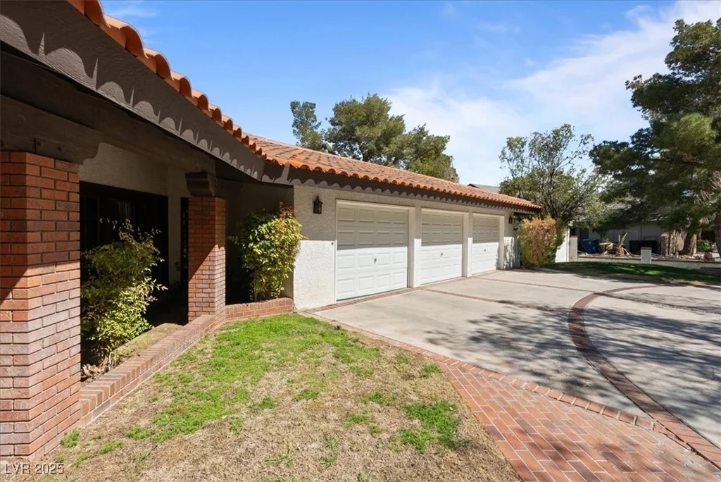 6998 Alamitos, Las Vegas, NV 89120