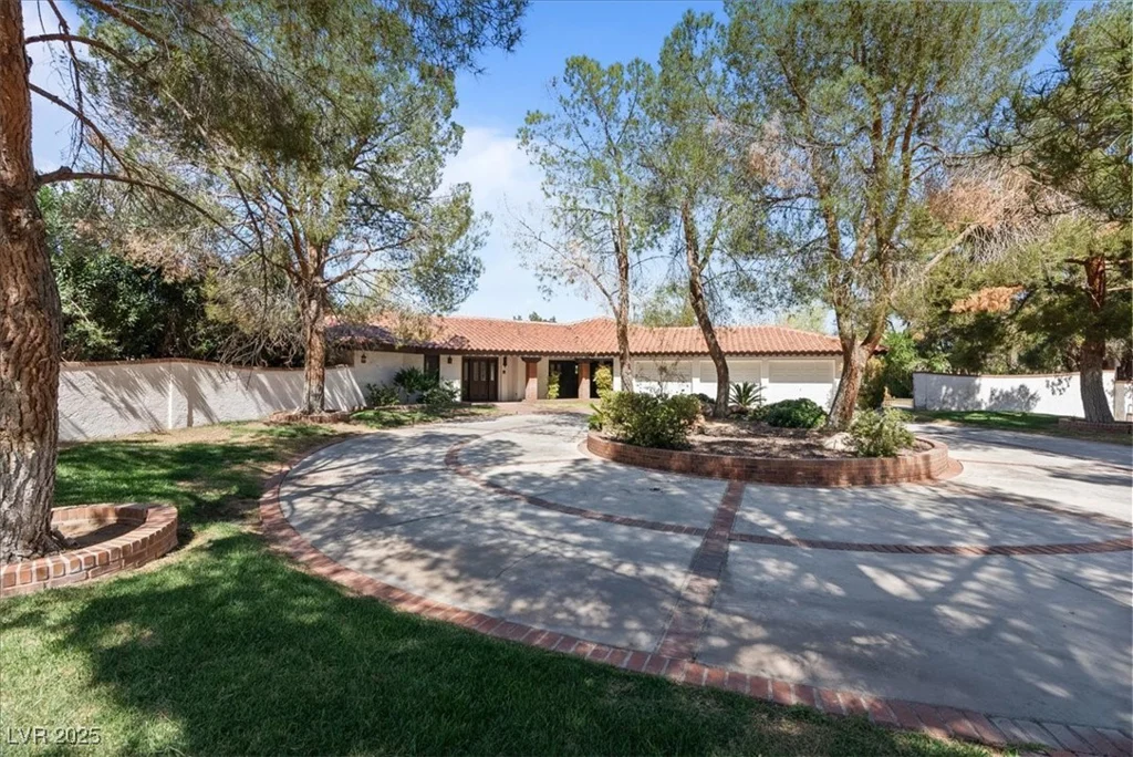 6998 Alamitos, Las Vegas, NV 89120