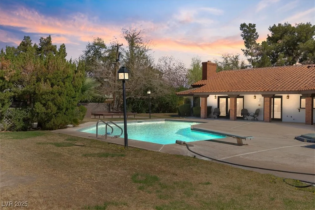 6998 Alamitos, Las Vegas, NV 89120