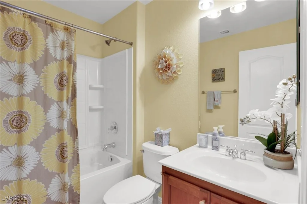 3925 Kettle Falls, North Las Vegas, NV 89085