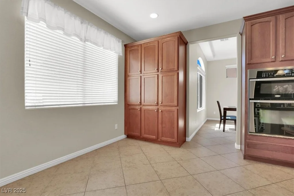 3925 Kettle Falls, North Las Vegas, NV 89085