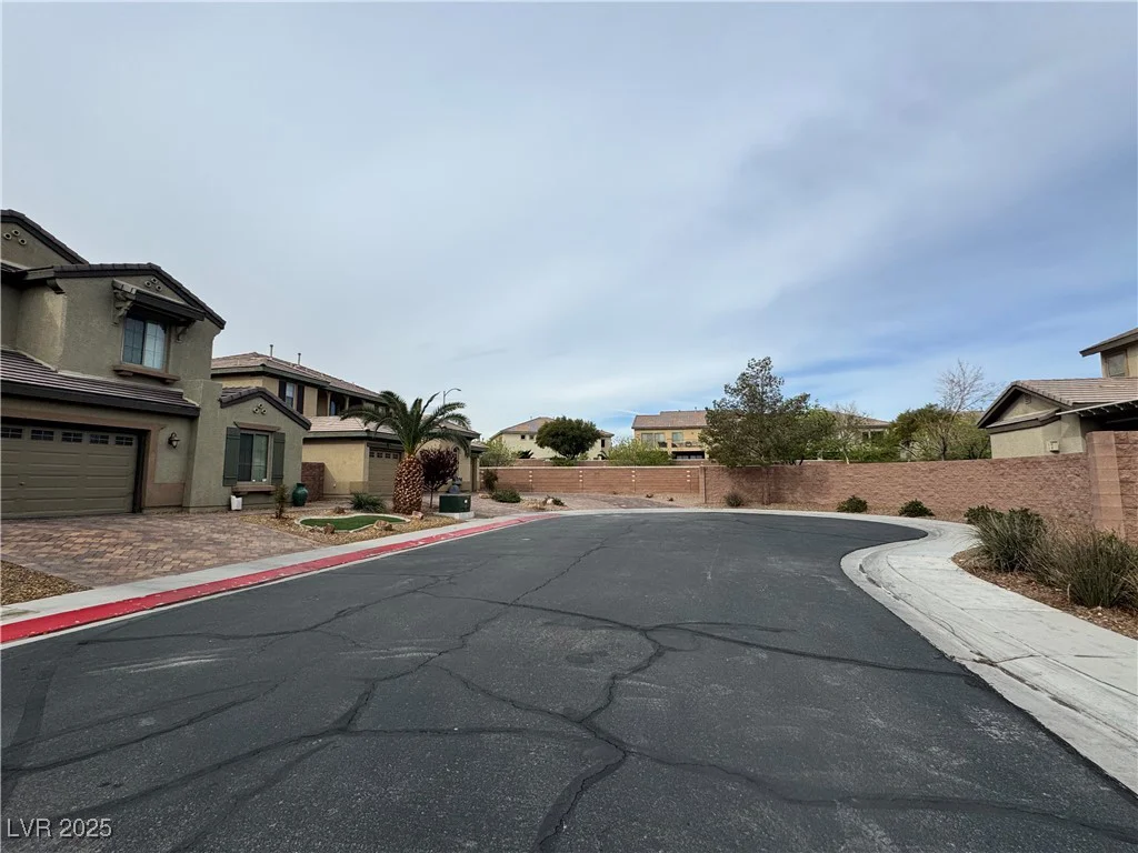3925 Kettle Falls, North Las Vegas, NV 89085