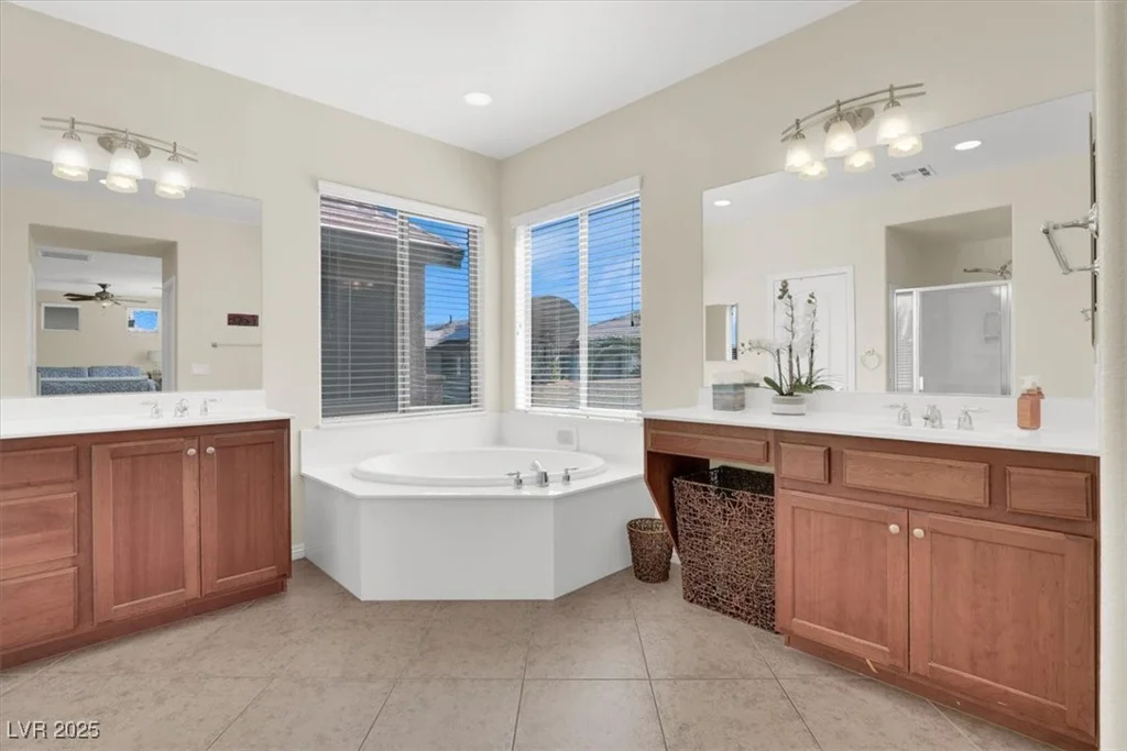 3925 Kettle Falls, North Las Vegas, NV 89085