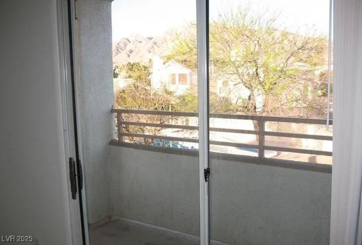 5650 Sahara, Las Vegas, NV 89142