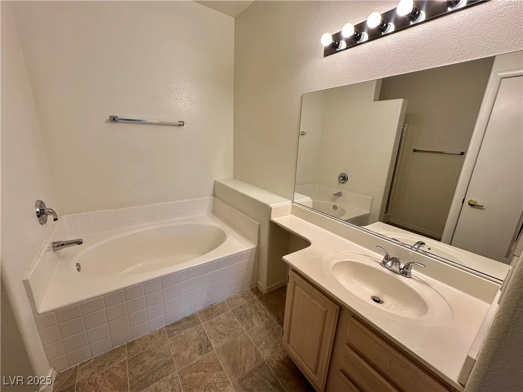 5650 Sahara, Las Vegas, NV 89142