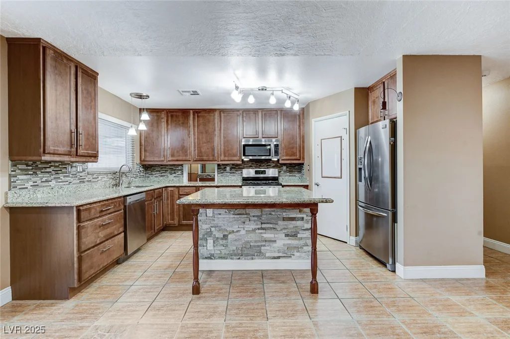 4431 Palm Mesa, Las Vegas, NV 89120