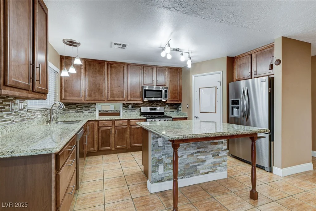 4431 Palm Mesa, Las Vegas, NV 89120