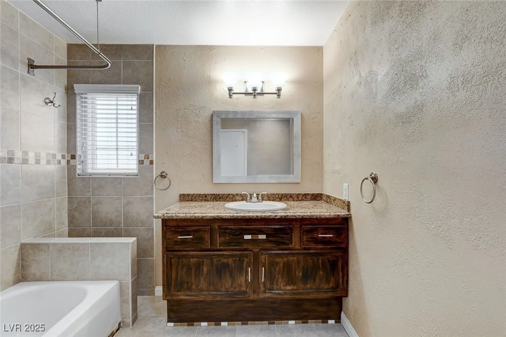 4431 Palm Mesa, Las Vegas, NV 89120