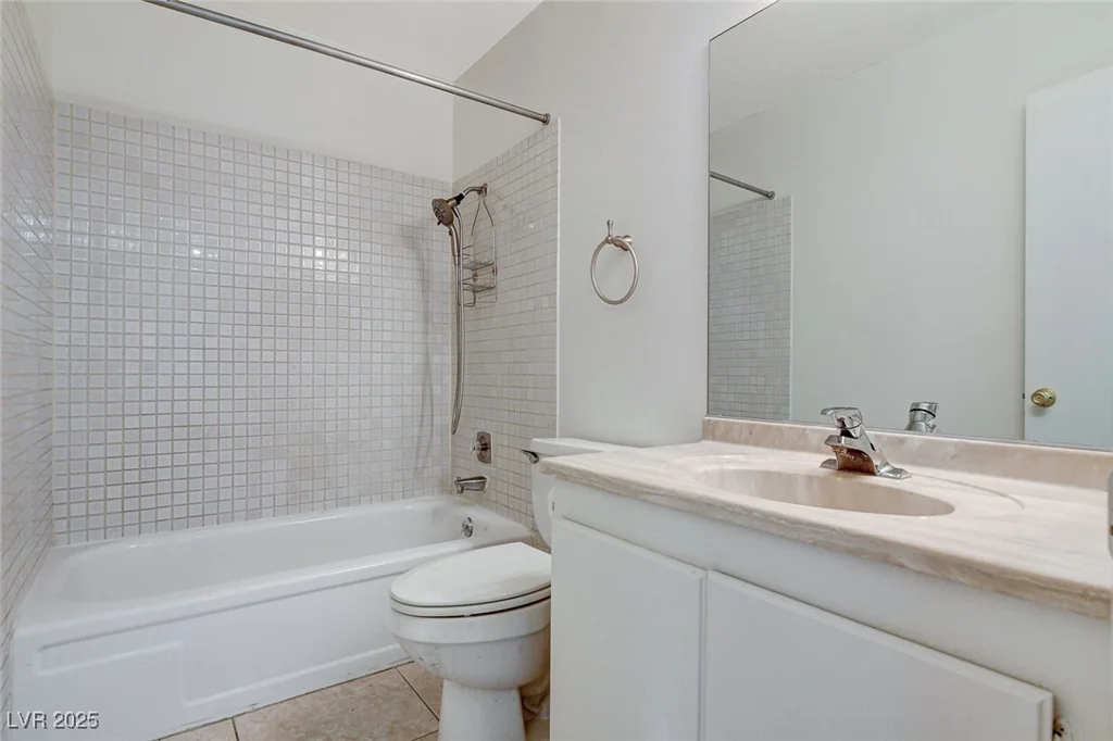 6782 Bonillo, Las Vegas, NV 89103
