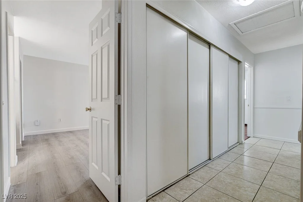 6782 Bonillo, Las Vegas, NV 89103