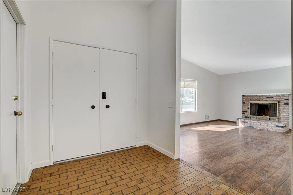 6782 Bonillo, Las Vegas, NV 89103
